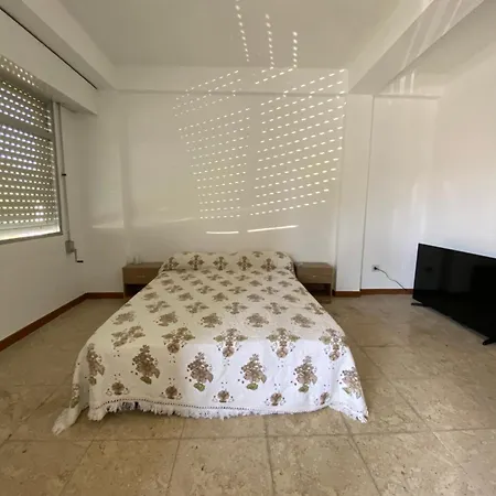 Baixo Da Clinica Apartment